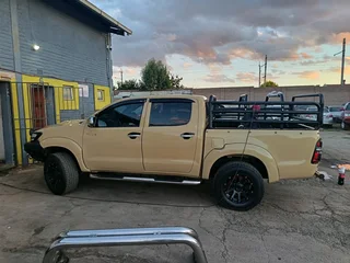 Toyota hilux cattle rails