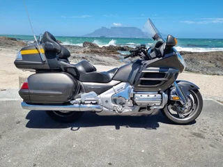 2010 Honda Gold Wing GL1800 – Excellent Condition – Holiday Deal 