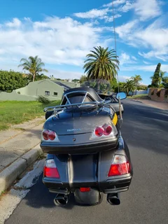 2010 Honda Gold Wing GL1800 – Excellent Condition – Holiday Deal 