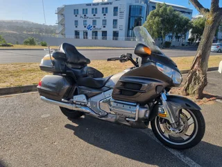 2010 Honda Gold Wing GL1800 – Excellent Condition – Holiday Deal 
