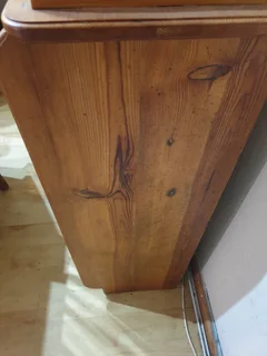 Bookshelf - Ad posted by NicK Muller