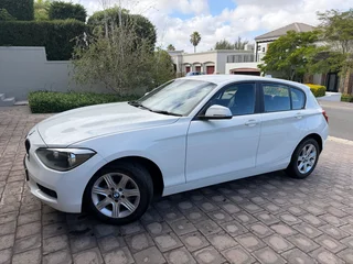 2014  BMW 116i   WHITE  Hatchback
