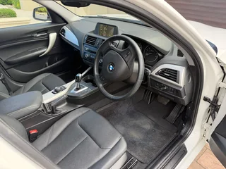 2014  BMW 116i   WHITE  Hatchback