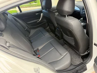 2014  BMW 116i   WHITE  Hatchback