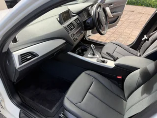 2014  BMW 116i   WHITE  Hatchback