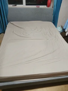 queen sized bed