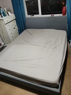queen sized bed
