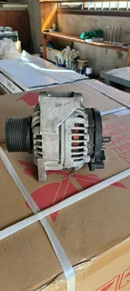 VW Constellation 15.180 Alternator