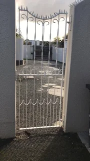 Seperate Entrance - Retreat