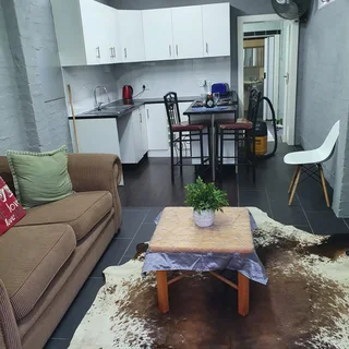 1 Bedroom Granny Flat For Rent  Available 1st February 2026 In Malvern R5,300pm  Whatsapp 0845809257