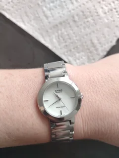 Casio Quartz ladies wrist watch