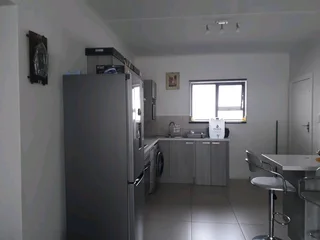 A room available in a 2bed apartment