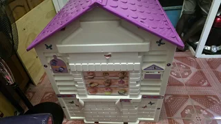 Kids play house,bikes,pool table and ride on