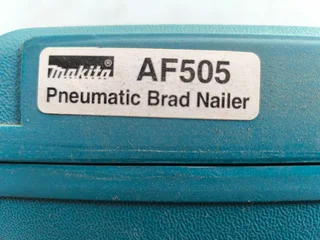 Makita Pneumatic Brad Nailer AF505
