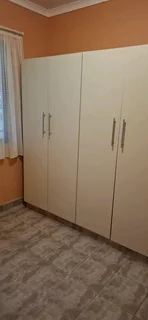 Outbuilding To Let ( Centenary Park - Phoenix)