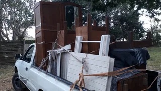 Anthony van Mini Moves,Deliveries,Junk,Rubble and Garden Refuse Removals