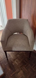 Super Comfortable Upholstered Armchair – Cozy, Supportive &amp; Stylish!