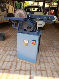 Heavy duty belt sander