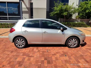 2009 Toyota Auris Hatchback 2.0 D4D