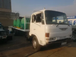 HINO WATER TRUCK
