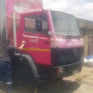 Econoliner (stripping)