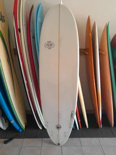 Surfboard minimals and midsize