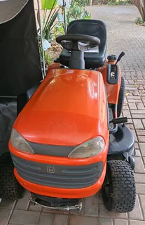 Husqvarna 1842 ride on lawnmower