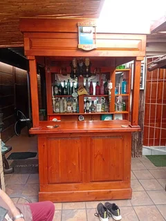Origan pine bar