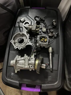 2005 Pajero gen 3 3.2DID 4M41 Diesel pump spares