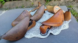 Collection of 5 Mid Century Wooden Shoe Stretchers