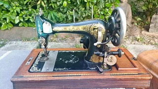 Early 1900’s  Anker Werk AG sewing machine with motor (vormals Hengstenberg & co)"