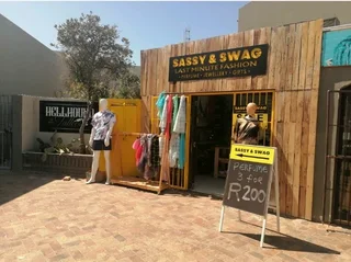 Retail Shop For Sale - Fashion &amp; Aparel