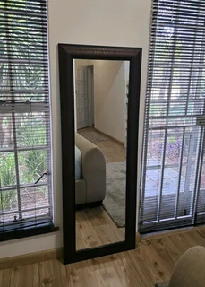 Beautiful mahogany finish mirror for R900