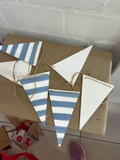 Bunting - Ad posted by renateg