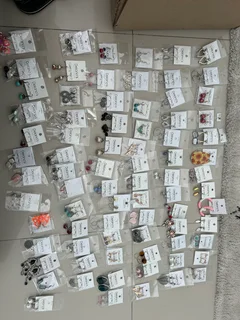 Jewellery, earrings, bra