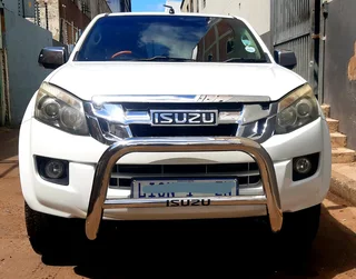ISUZU / HILUX / RANGER NUDGE BAR - STAINLESS **ON SPECIAL** ((FREE FITMENT))