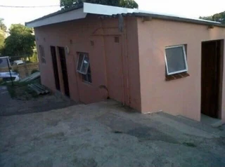 Umlazi M section room to let