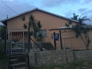 Umlazi M section room to let