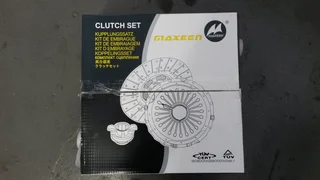 Fuso FA9-137 Clutch Kit (Inc. Concentric Slave Cylinder)