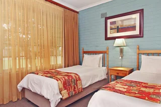 6 Sleeper Self-catering Chalet at Baywater Village in Sedgefield available between 19 - 26/12/2025