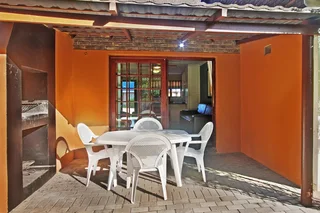 6 Sleeper Self-catering Chalet at Baywater Village in Sedgefield available between 19 - 26/12/2025