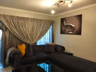 2 bedroom townhouse with lockup garage and balcony Centurion Eco Park Clearwater