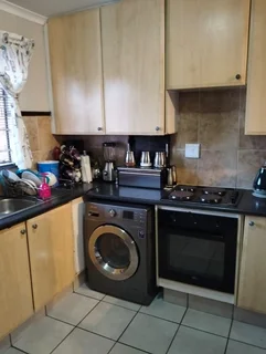 2 bedroom townhouse with lockup garage and balcony Centurion Eco Park Clearwater