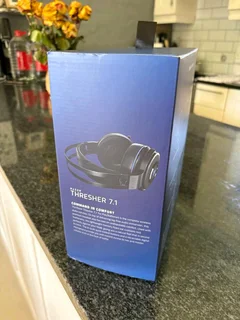 Razer Thresher 7.1 inch surround sound Wireless headphones