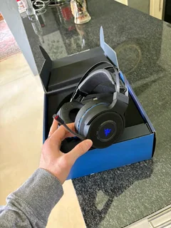 Razer Thresher 7.1 inch surround sound Wireless headphones