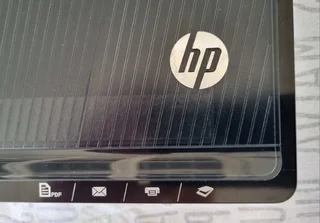 HP Scanjet 300 flatbed scanner