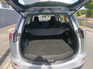 Bargain Silver RAV 4 Automatic
