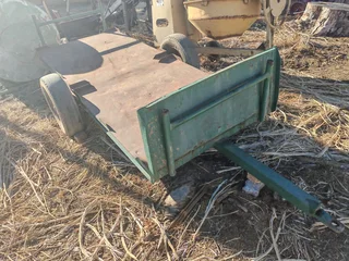 2 kratwa met bakplaat