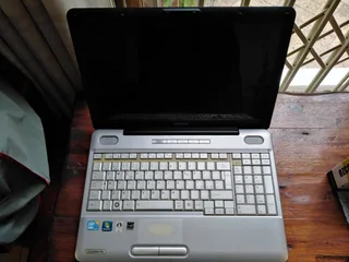 TOSHIBA LAPTOP L500-1T8