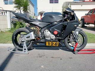 Honda CBR600RR 2006 race bike